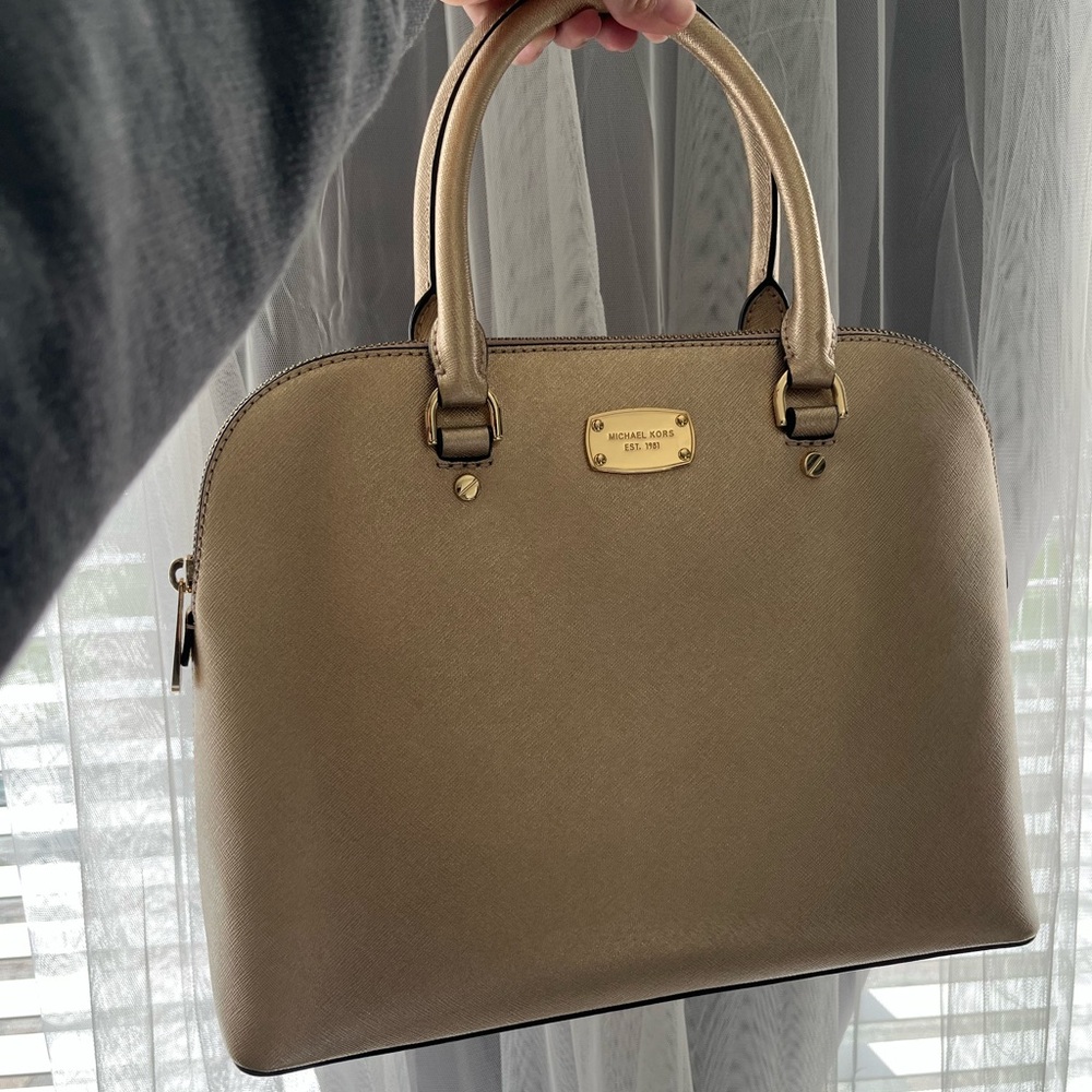 Michael kors Cindy large dome satchel in Pale Gold